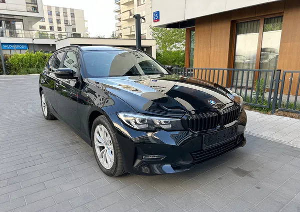 bmw warszawa BMW Seria 3 cena 117000 przebieg: 129670, rok produkcji 2020 z Warszawa